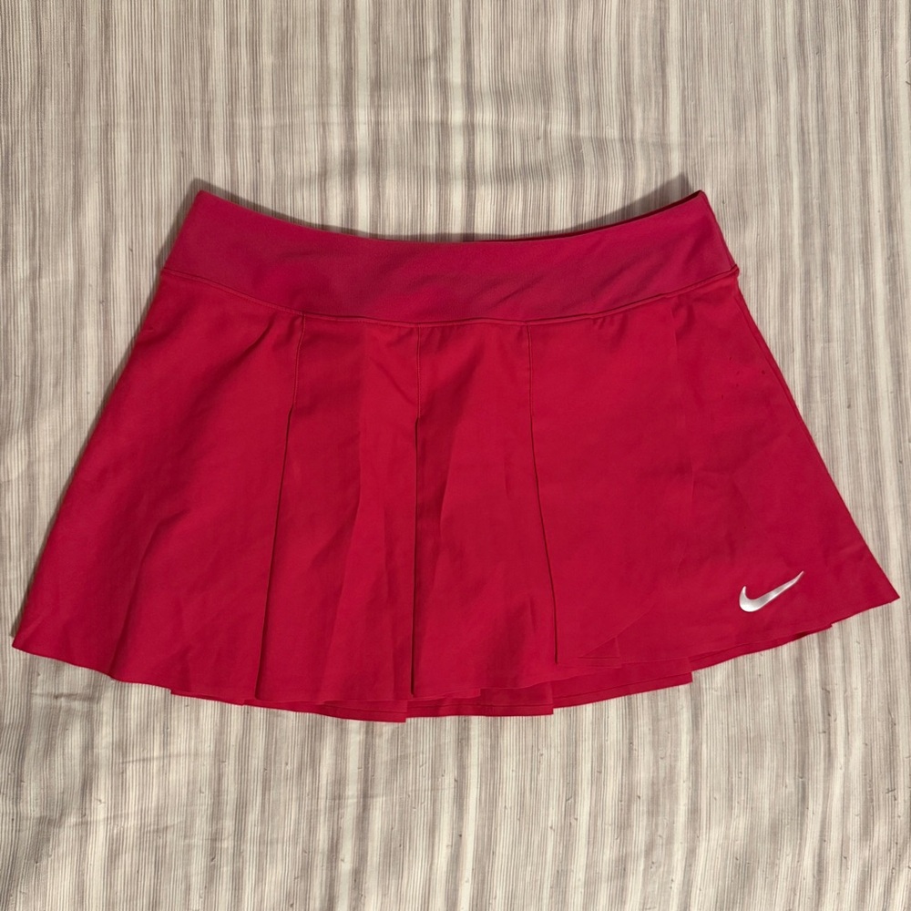 Nike Women's Skater Skirt in Vibrant Red